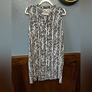 🔥BUY TWO GET ONE 50% OFF🔥
*Discount applied when you create a bundle*